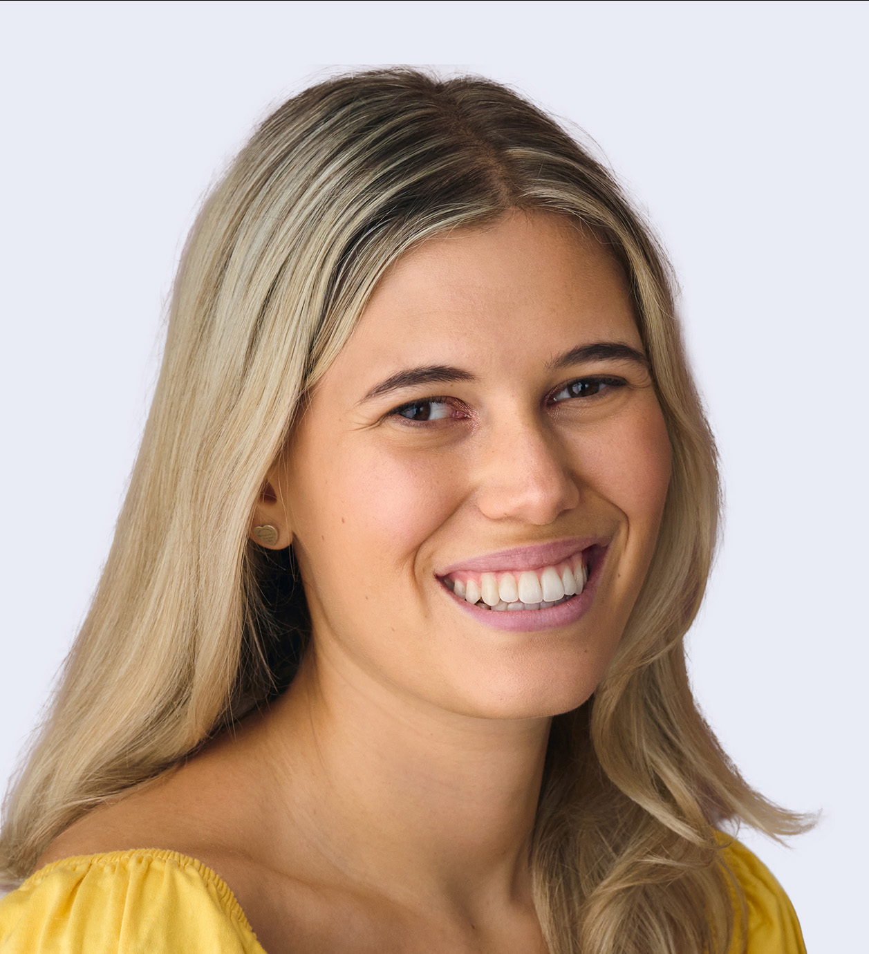 Bella Glanville TV Metaverse Show Co-Host